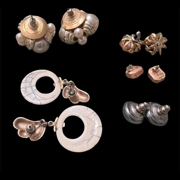 4 pair of stylish earrings - Picture 4 of 11